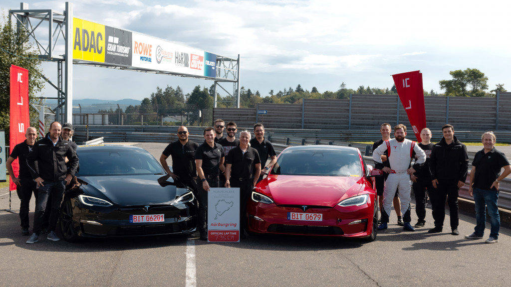 Tesla fährt offiziellen Rekord für Elektrofahrzeuge - Model S Plaid umrundet Nordschleife in 7:35 Minuten