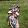 Der Natur auf der Spur: Kinder der Städteregionskitas am Rursee erkunden den Familienwald Hohes Venn